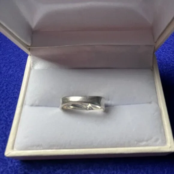 Sterling Silver Boho Statement Ring - Picture 4 of 4